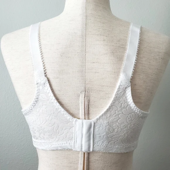 Bali NWT Spa Closure Wirefree White Bra With Floral Pattern, Size 36C - Picture 8 of 16